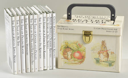 Peter Rabbit 11 Book Set of World of Peter Rabbit w/Presentation Box