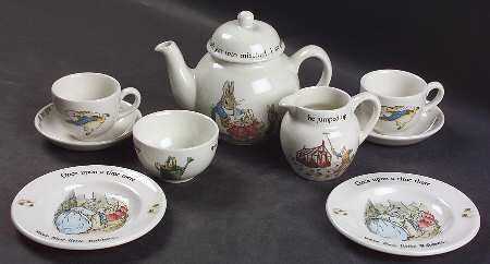 Peter Rabbit (10 Piece) Child's Tea Set (No Box)