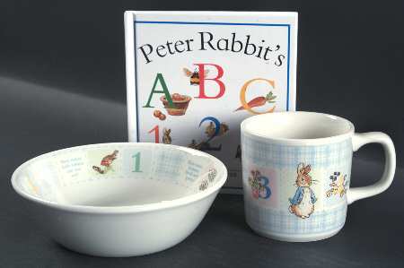Peter Rabbit (2 Piece) Child's Set (Mug & Bowl)