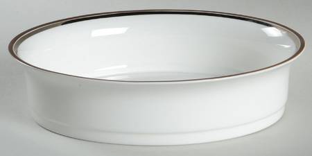 Perfection 9" Oval Vegetable Bowl
