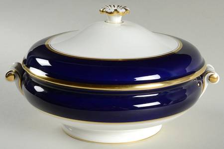 Piccadilly Round Covered Vegetable