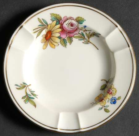 Posy Sprays White Rim Small Ashtray