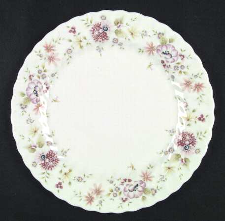 Posy (Sprial Flute) by Wedgwood