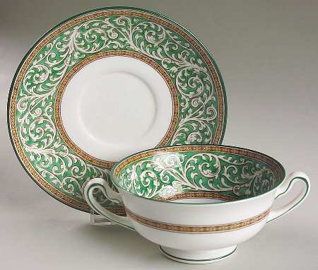 Praze Green (No Floral Center) Footed Cream Soup Bowl & Saucer Set