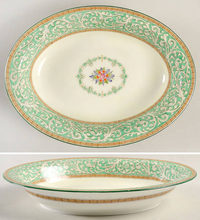 Praze Green (Floral Center) 10" Oval Vegetable Bowl
