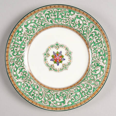 Praze Green (Floral Center) Dessert/Pie Plate