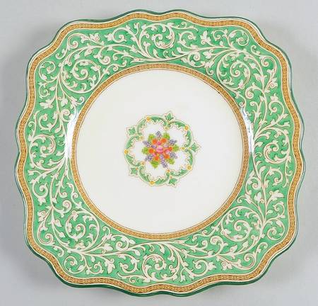 Praze Green (Floral Center) Square Salad Plate