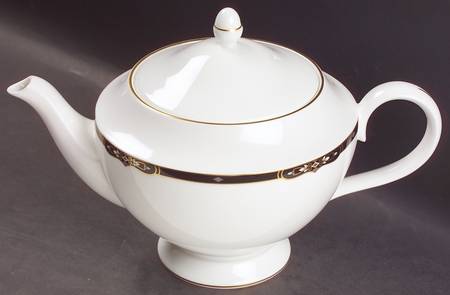 Preston Teapot & Lid
