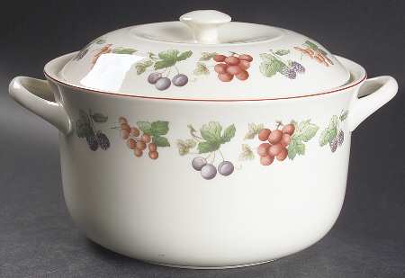 Provence Queensware 3 Quart Round Covered Casserole by Wedgwood