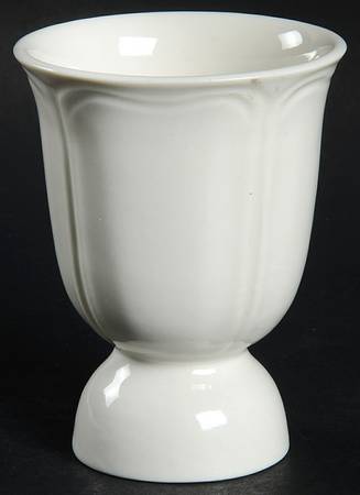 Queen's Plain Double Egg Cup