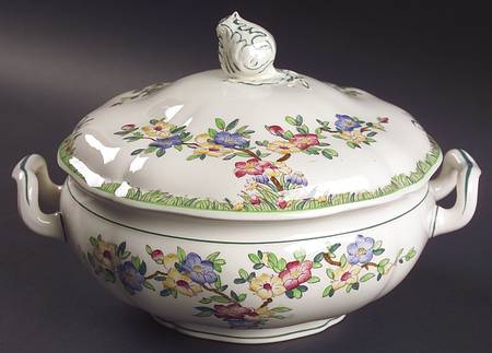 Richborough Round Covered Vegetable