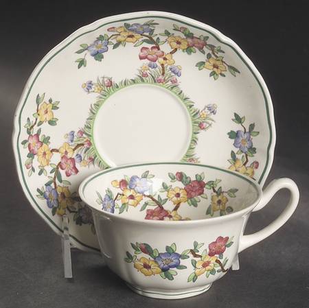 Richborough Flat Cup & Saucer Set