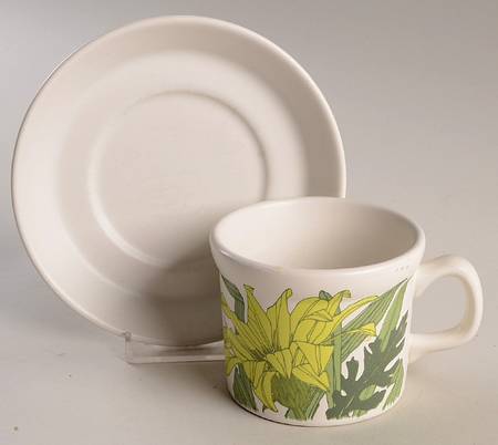 Riviera Flat Cup & Saucer Set