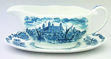 Royal Homes of Britain Blue Gravy Boat & Underplate
