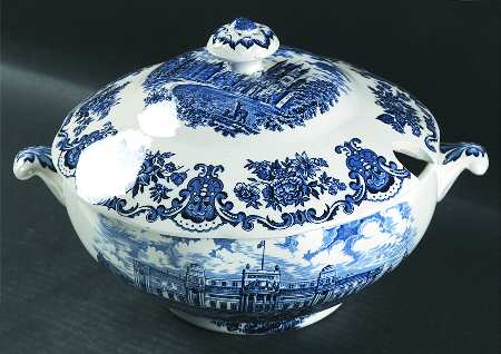 Royal Homes of Britain Blue Tureen & Lid