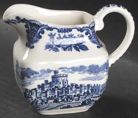 Royal Homes of Britain Blue Mini Creamer