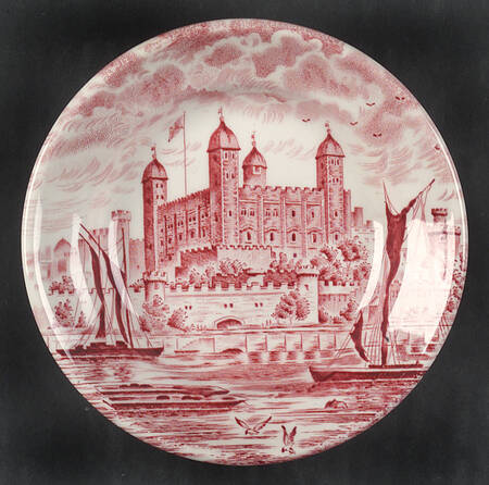 Royal Homes of Britain Pink 4" Ashtray