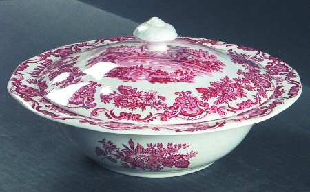 Royal Homes of Britain Pink Round Covered Vegetable