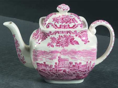 Royal Homes of Britain Pink Small Teapot & Lid