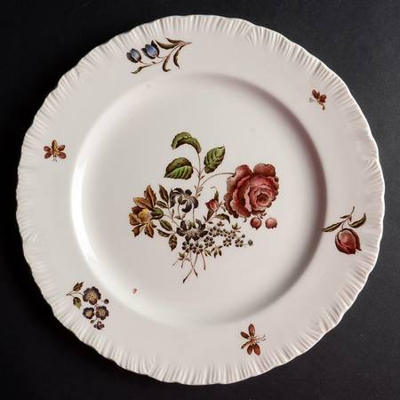 Robert Sprays Luncheon Plate