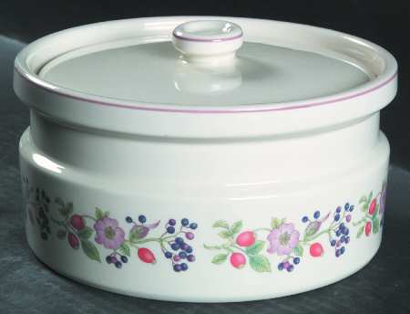 Roseberry 1.5 Qt Round Covered Casserole