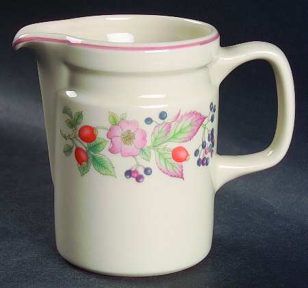 Roseberry Creamer