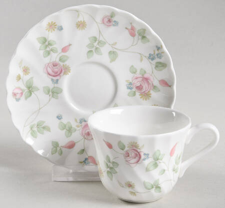 Rosehip Flat Demitasse Cup & Saucer Set