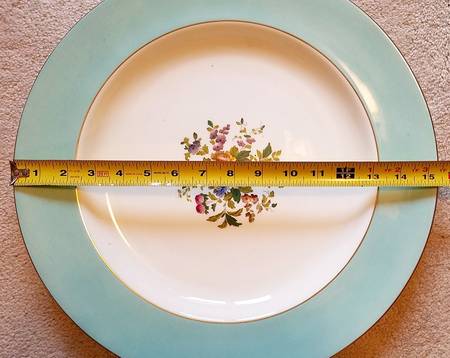 Rosemary 15" Chop Plate (Round Platter)