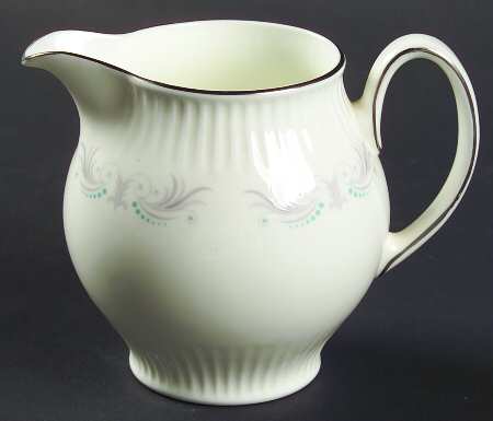 Rouen (Platinum Trim) Creamer
