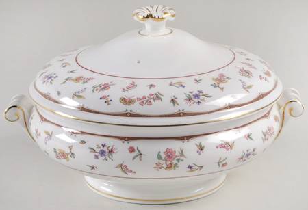 Rouen (Gold Trim) Round Covered Vegetable