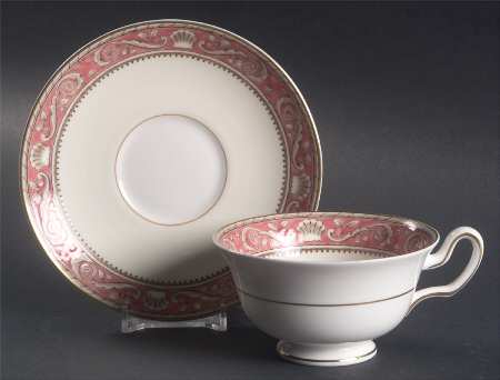 Runnymede Pink Footed Cup & Saucer Set