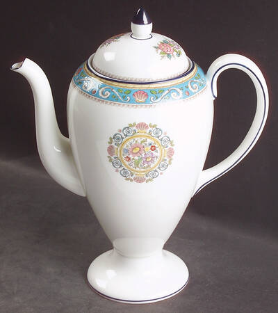 Runnymede Turquoise (Pink Shells, Floral Center) Small Coffee Pot & Lid