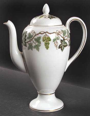 Santa Clara Coffee Pot & Lid