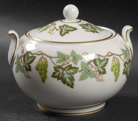 Santa Clara 146 Shape Sugar Bowl & Lid