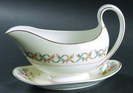 Sandringham Blue Gravy Boat with Attached Underplate