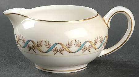 Sandringham Blue 146 Shape Creamer