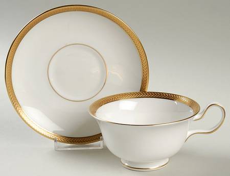 Senator Peony Shape Footed Cup & Saucer Set