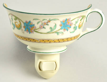 Shah (W734, Cream Rim) 1 5/8" + cup (H) Night Light/Cup HC