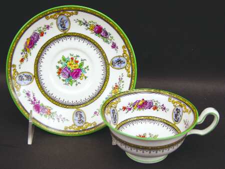 Sheerness Footed Cup & Saucer Set