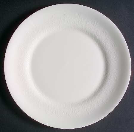Silver Ermine (R4452, Contour Shape) Luncheon Plate