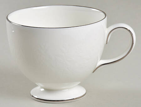Silver Ermine (R4452, Traditional Shape) Leigh Shape Footed Cup