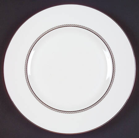 Signet Platinum Luncheon Plate