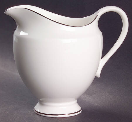 Signet Platinum Creamer