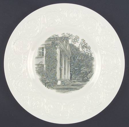Smith College Green Dinner Plate by Wedgwood