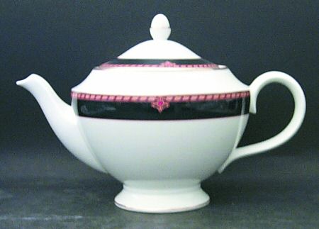 Southbury Teapot & Lid