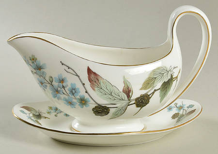 Spring Morning Gravy Boat & Underplate