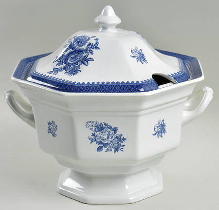 Springfield Tureen &  Lid by Wedgwood