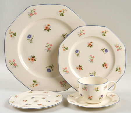 Springtime (Multi On Ivory) 5 Piece Place Setting