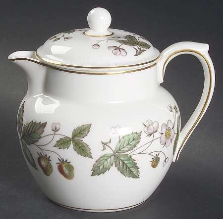 Strawberry Hill Large Syrup with Lid