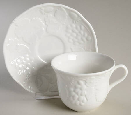 Strawberry & Vine (Bone Or Earthenware) Flat Cup & Saucer Set